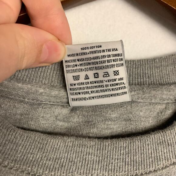 NYON New York or Nowhere Sweatshirt Crew Crewneck Gray Heart Spellout Graphic - Picture 8 of 8